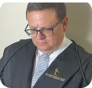 Dr. Pereira